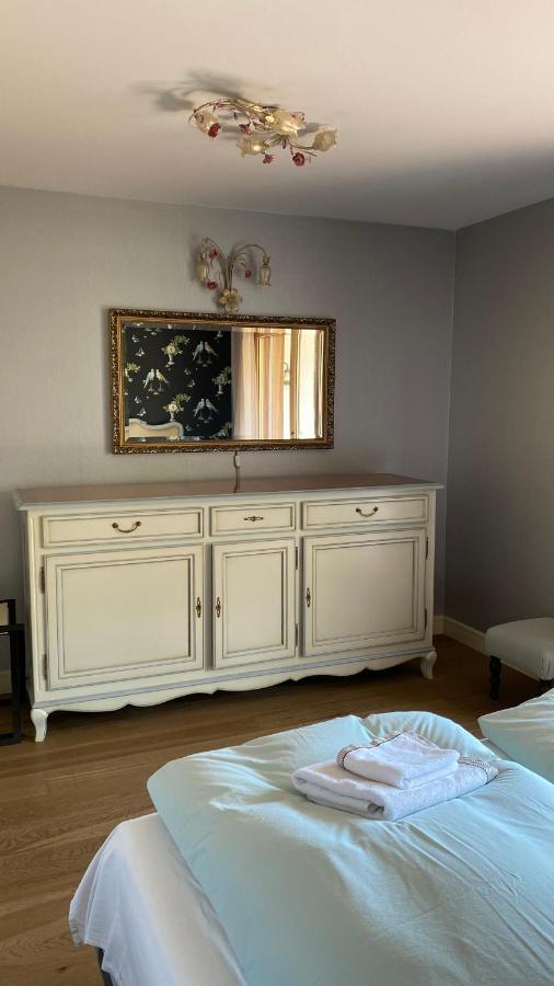 An Apartment In A Modern Swiss Chalet Iseltwald ภายนอก รูปภาพ