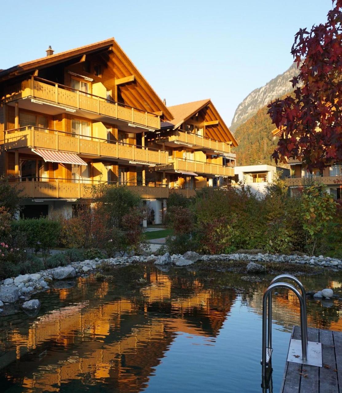 An Apartment In A Modern Swiss Chalet Iseltwald ภายนอก รูปภาพ