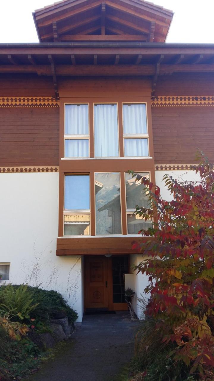 An Apartment In A Modern Swiss Chalet Iseltwald ภายนอก รูปภาพ