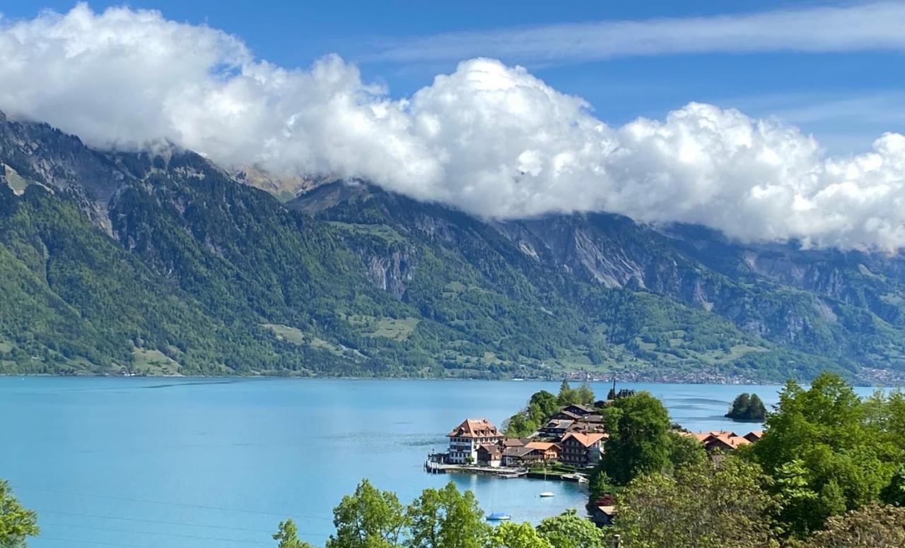 An Apartment In A Modern Swiss Chalet Iseltwald ภายนอก รูปภาพ