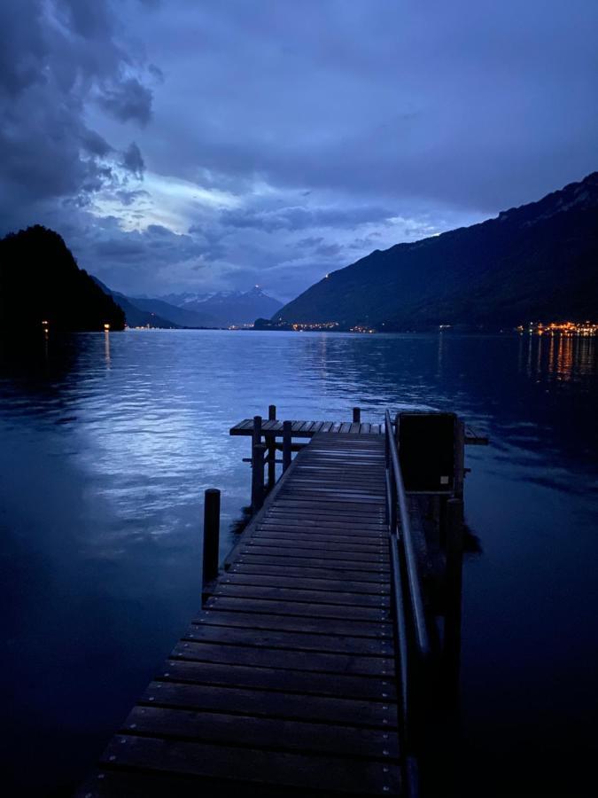 An Apartment In A Modern Swiss Chalet Iseltwald ภายนอก รูปภาพ